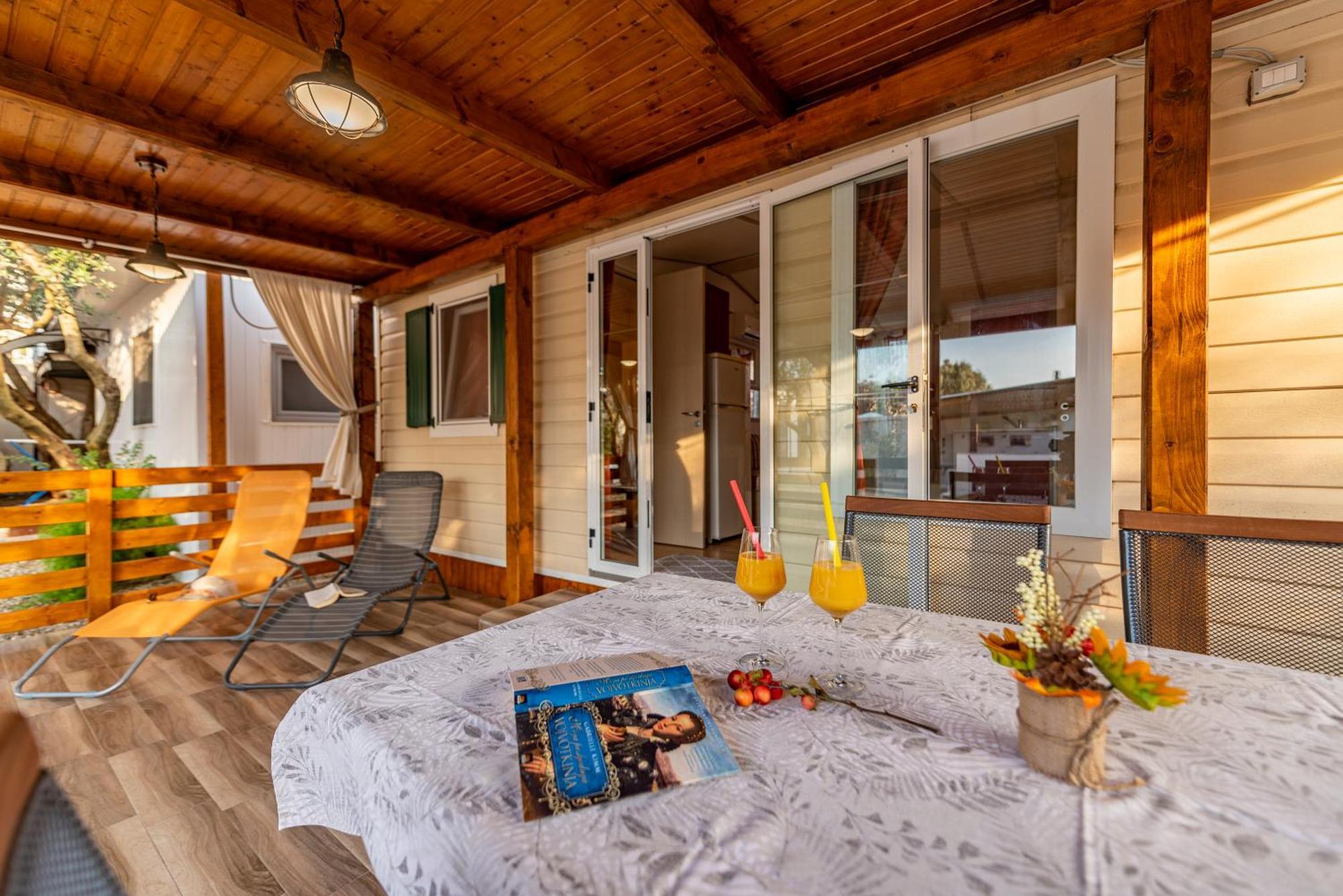 Camp Mrkva Mobile Homes Sukošan Dış mekan fotoğraf