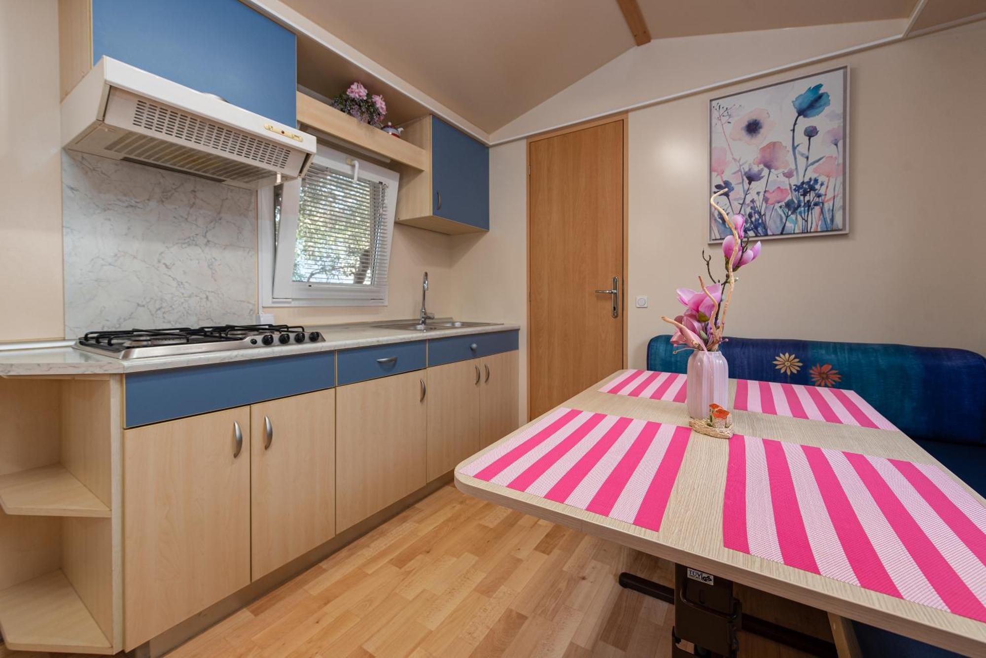 Camp Mrkva Mobile Homes Sukošan Oda fotoğraf
